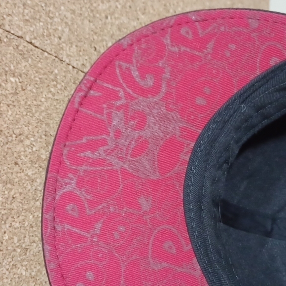 ANGRY BIRDS BALL CAP 1 SIZE FITS ALL IN A BEAUTIFUL BLACK ⚫️ ¹COTTON - Picture 4 of 8